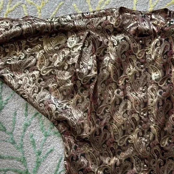Vintage paisley gold metallic pleated blouse M - Picture 4 of 5
